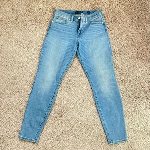 Lucky brand Mid Rise Super Skinny Ava light wash denim jeans size 8/29 GUC